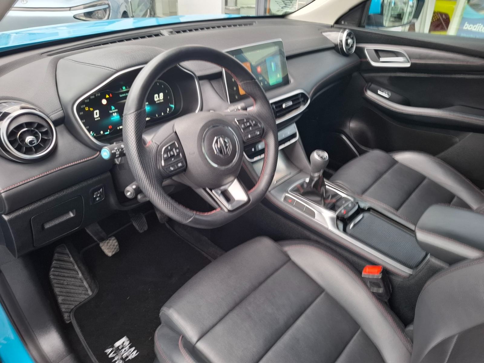 MG HS Comfort 1.5T-GDI ODLIČNO OHRANJENO - TOP OPREMA, fotografija 8