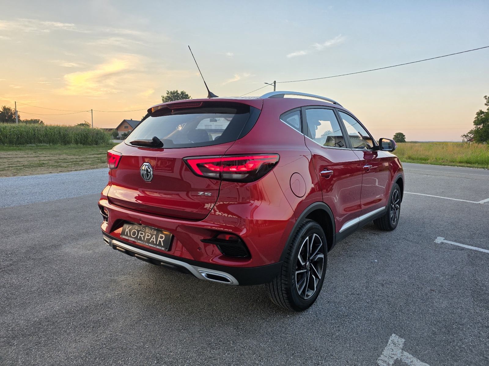 MG ZS 1.0 LUXURY,NAVI.,PANORAMA,KAMERA 360°,MRTVI KUT, fotografija 4