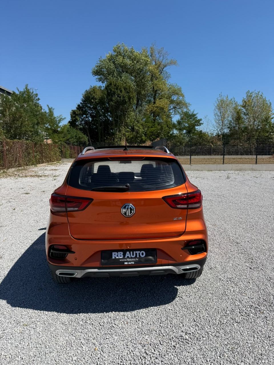 MG ZS 1,0T-GDI Luxury, fotografija 5