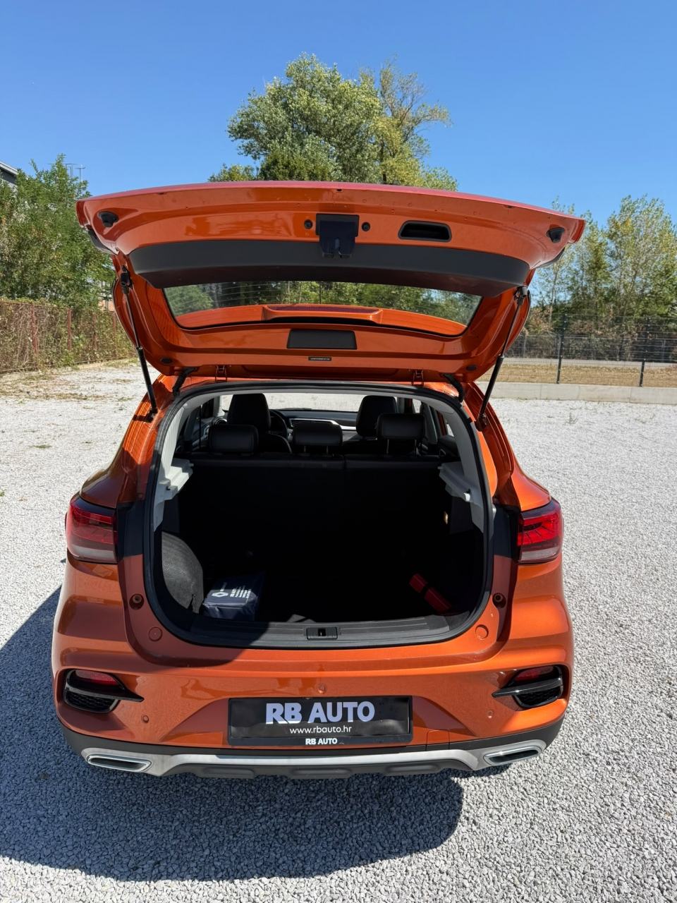 MG ZS 1,0T-GDI Luxury, fotografija 6
