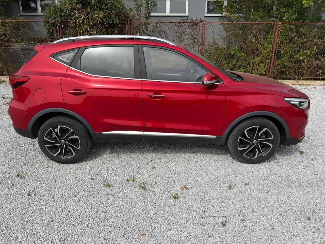 MG ZS 1,0T-GDI Luxury, fotografija 4