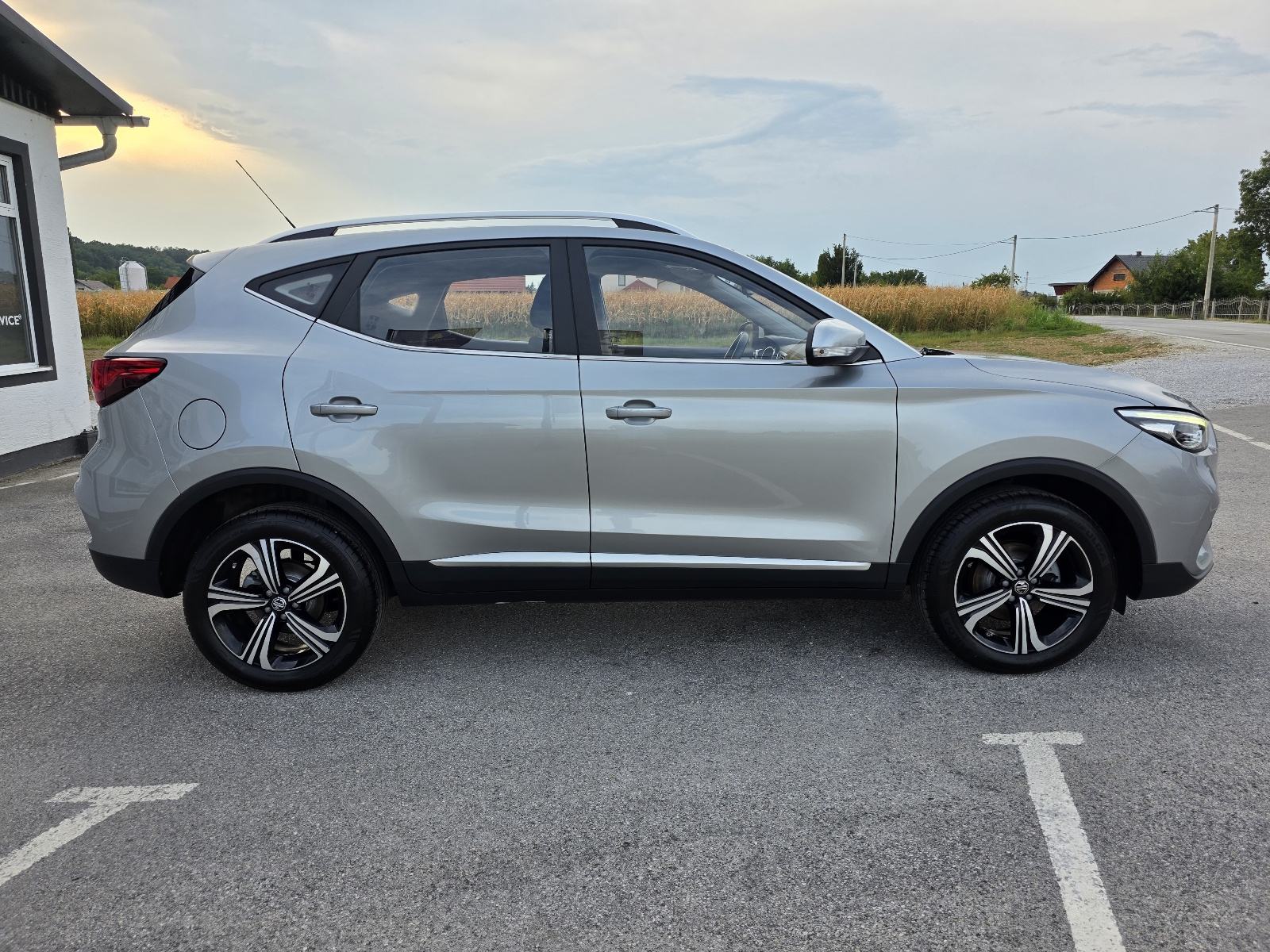 MG ZS 1.5 EXCITE, 31.000km, TVORNIČKO JAMSTVO, MOG. KREDITA-LEASINGA, fotografija 4