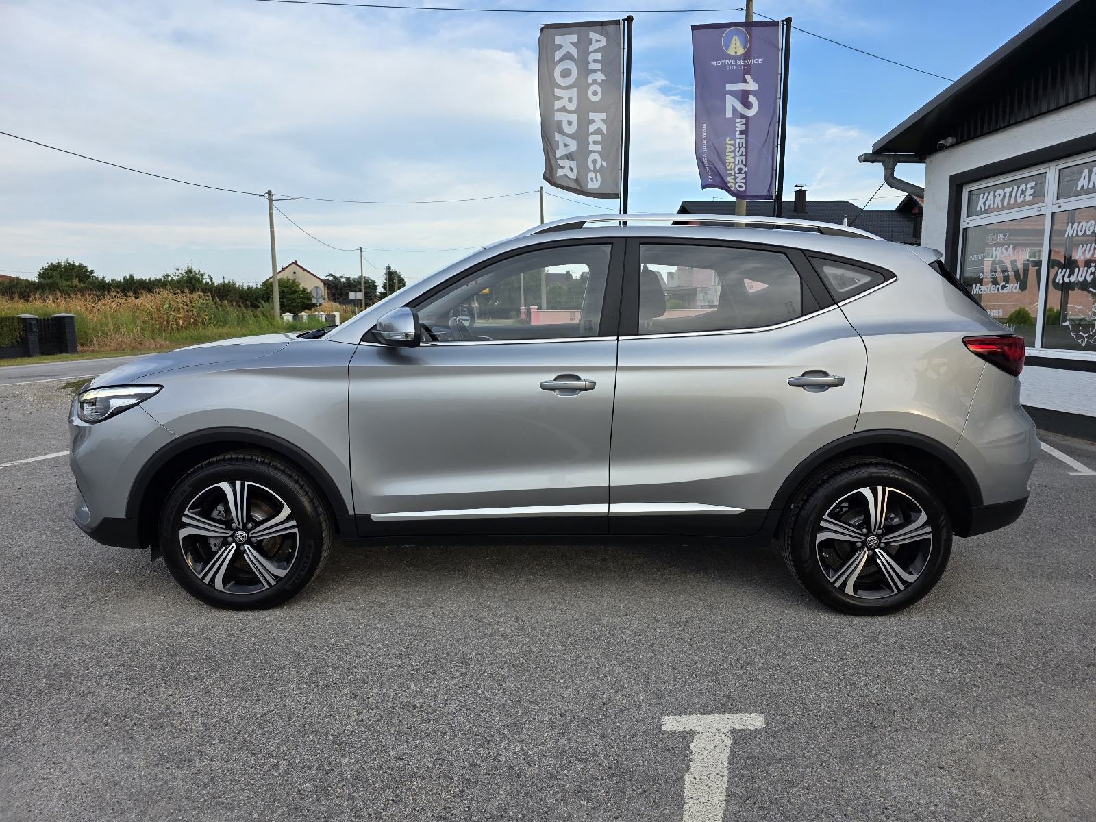 MG ZS 1.5 EXCITE, 31.000km, TVORNIČKO JAMSTVO, MOG. KREDITA-LEASINGA, fotografija 8