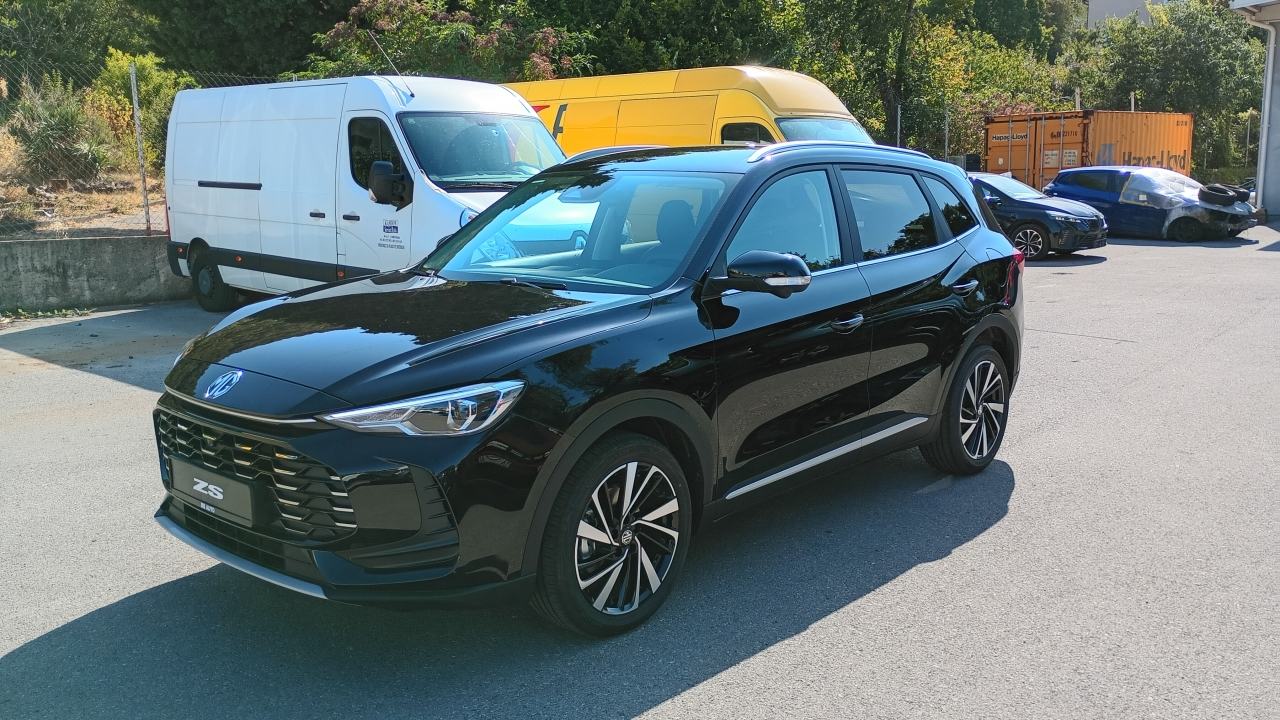 MG ZS 1,5 Hybrid+ Luxury, fotografija 2