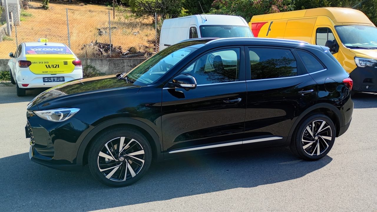 MG ZS 1,5 Hybrid+ Luxury, fotografija 4