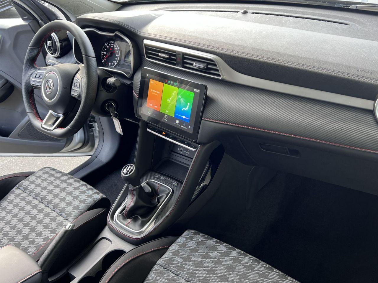 MG ZS 1.5 VTi-Tech Comfort LED DAB PDC APPLE CAR. ANDROID AUTO JAMSTVO, fotografija 11