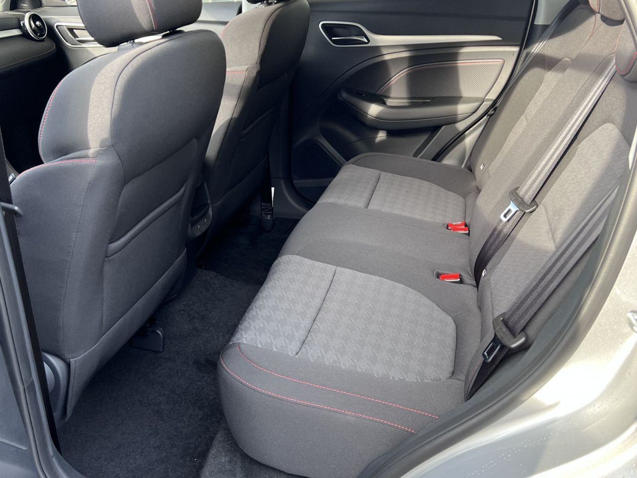 MG ZS 1.5 VTi-Tech Comfort LED DAB PDC APPLE CAR. ANDROID AUTO JAMSTVO, fotografija 12