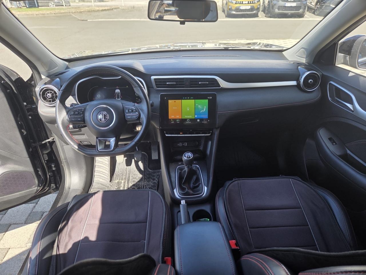 MG ZS 1,5 Vti-Tech Comfort, fotografija 11