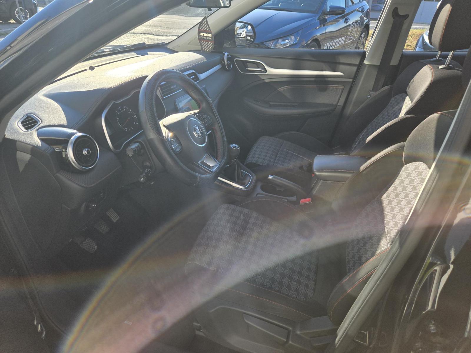 MG ZS 1.5i STANDARD, fotografija 8
