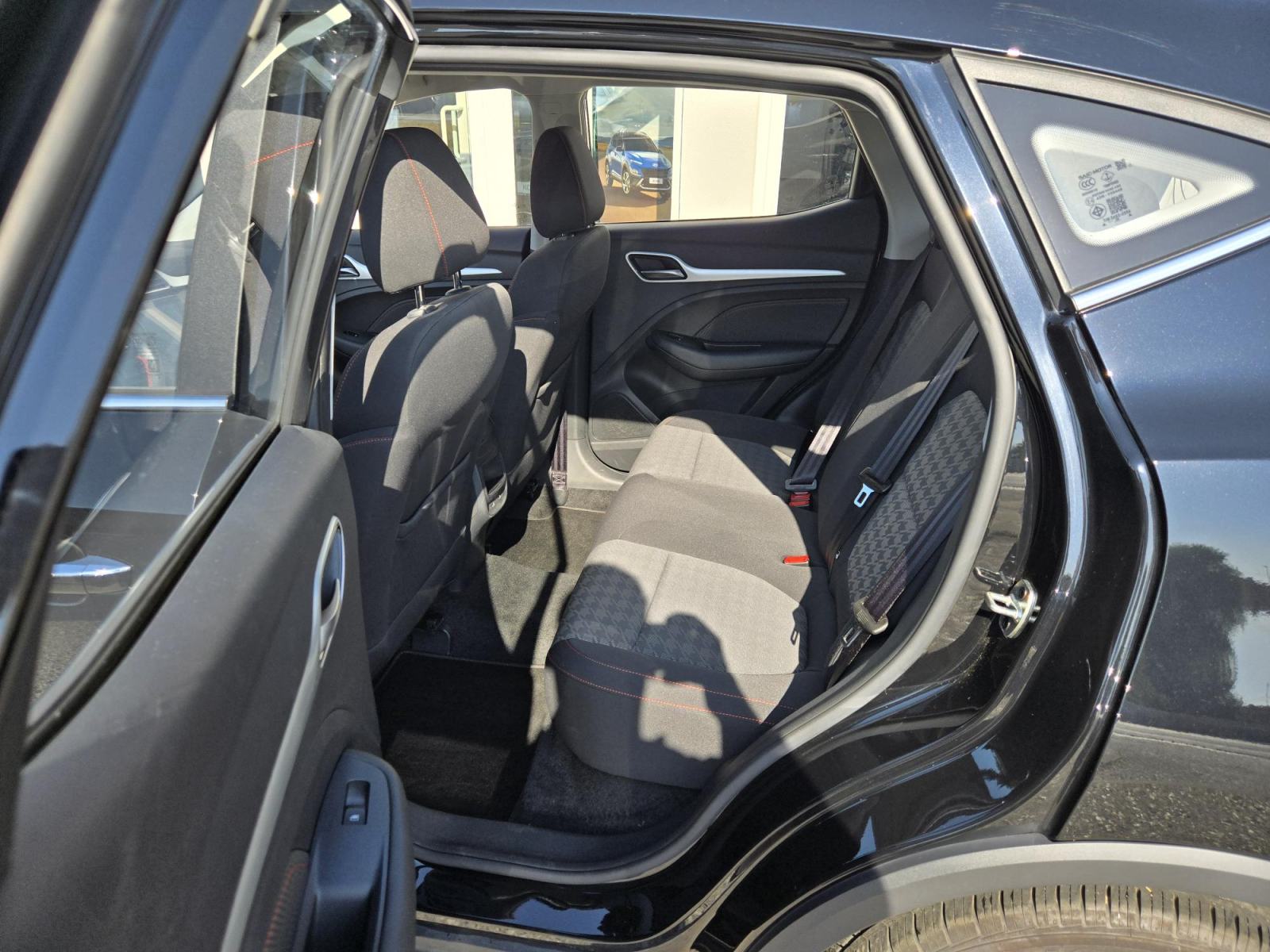MG ZS 1.5i STANDARD, fotografija 10