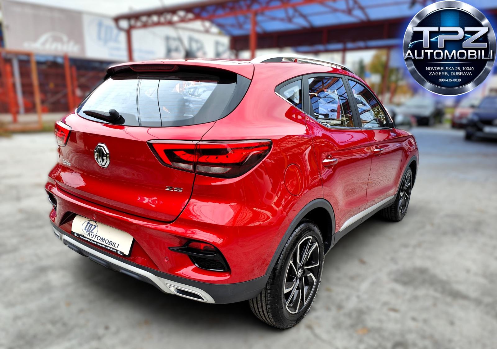 MG*ZS*CROSSOVER/SUV*2022.G*90TKM*1.5 BENZ*KOŽA*NAVI*13990 EUR, fotografija 5