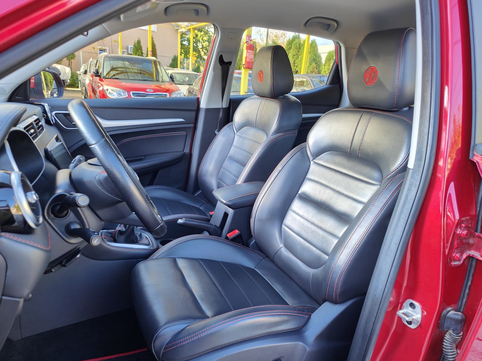 MG*ZS*CROSSOVER/SUV*2022.G*90TKM*1.5 BENZ*KOŽA*NAVI*13990 EUR, fotografija 10