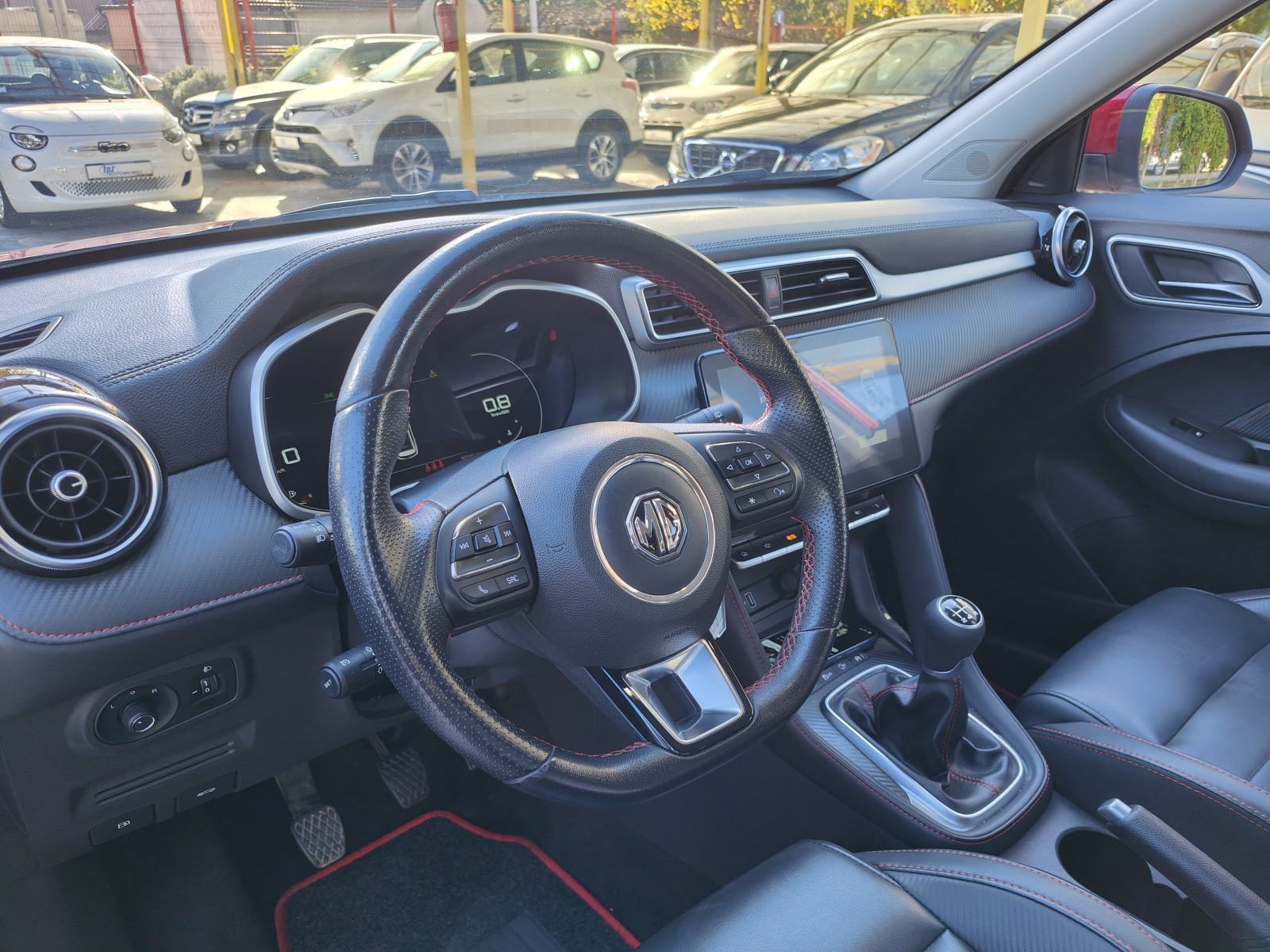 MG*ZS*CROSSOVER/SUV*2022.G*90TKM*1.5 BENZ*KOŽA*NAVI*13990 EUR, fotografija 14