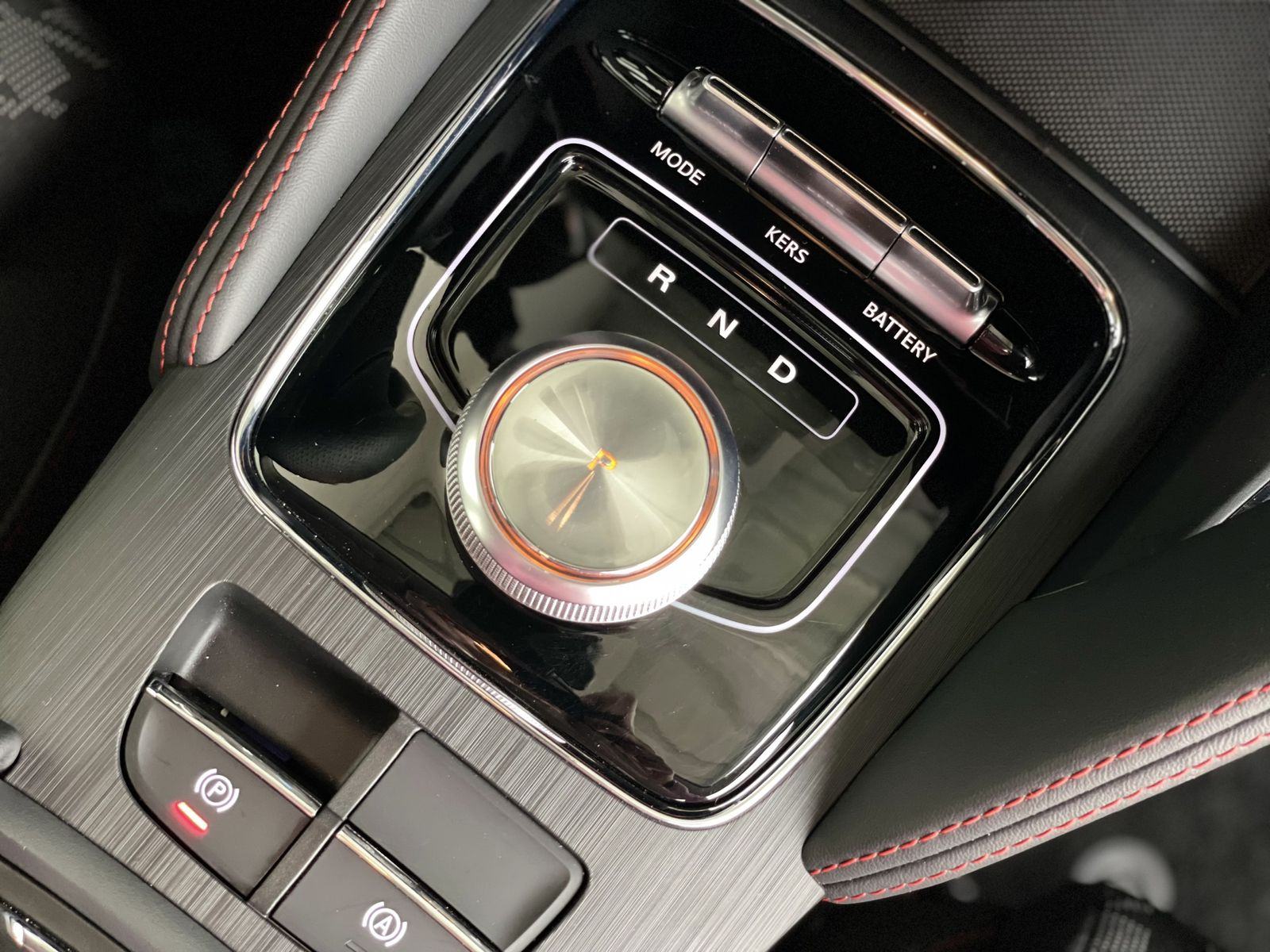 MG ZS EV COMFORT ACC-TEMPOMAT NAVI KAMERA 51 kWh 320km WLTP 1.VL., fotografija 15