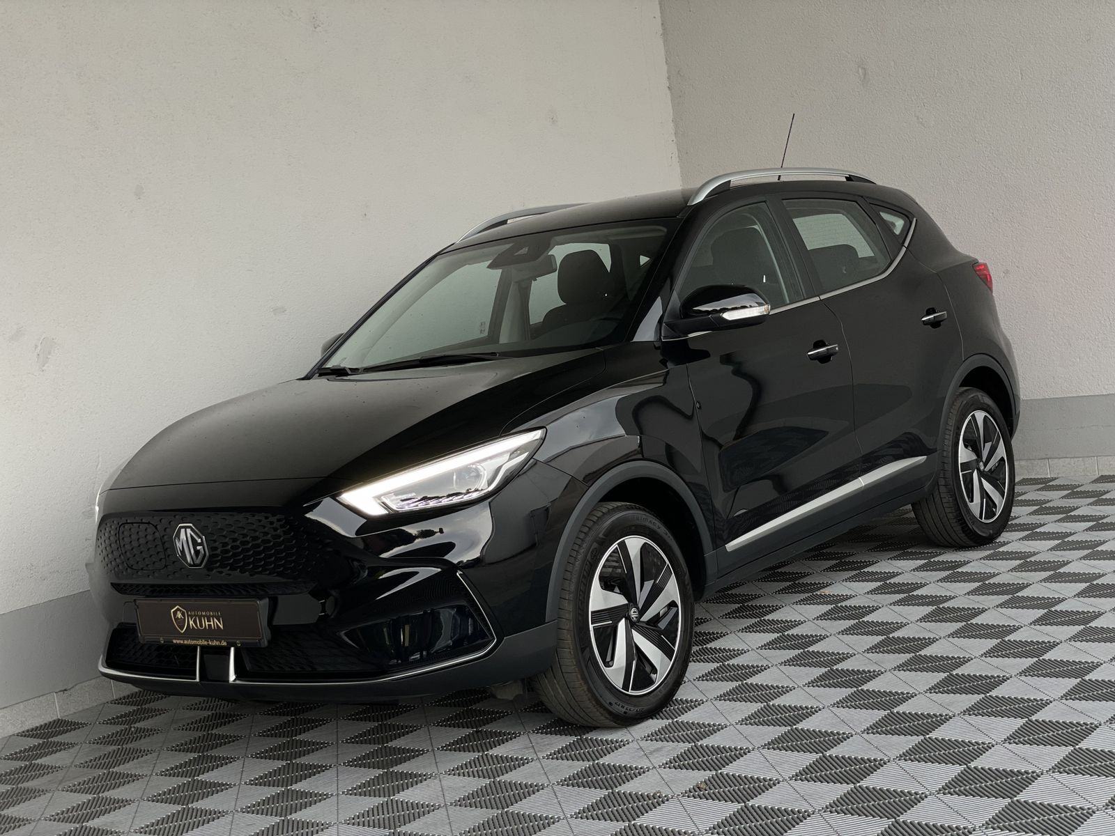 MG ZS EV COMFORT ACC-TEMPOMAT NAVI KAMERA 51 kWh 320km WLTP 1.VL., pogled izvana - slika 3
