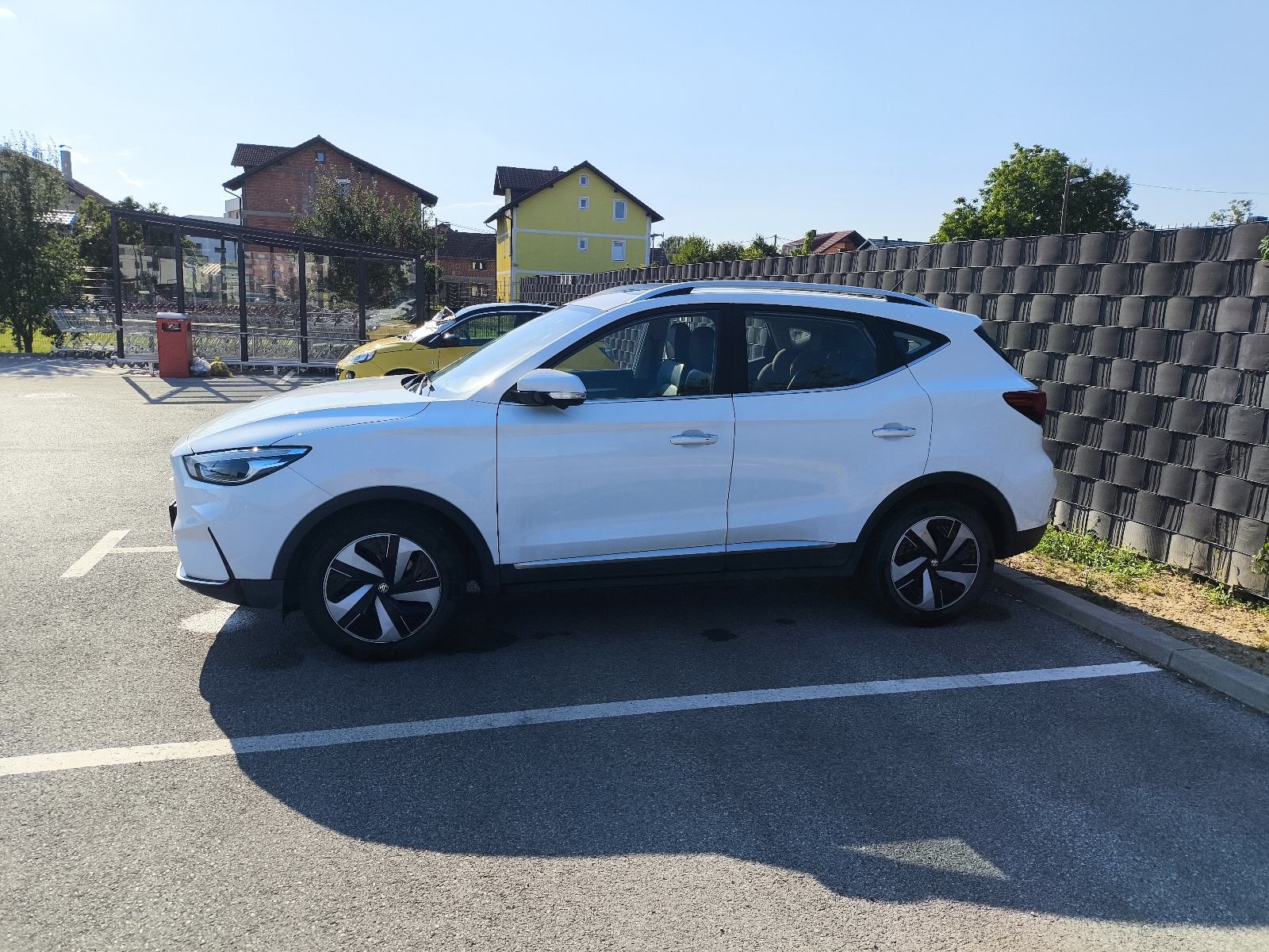MG ZS EV električni pogon automatik, fotografija 3