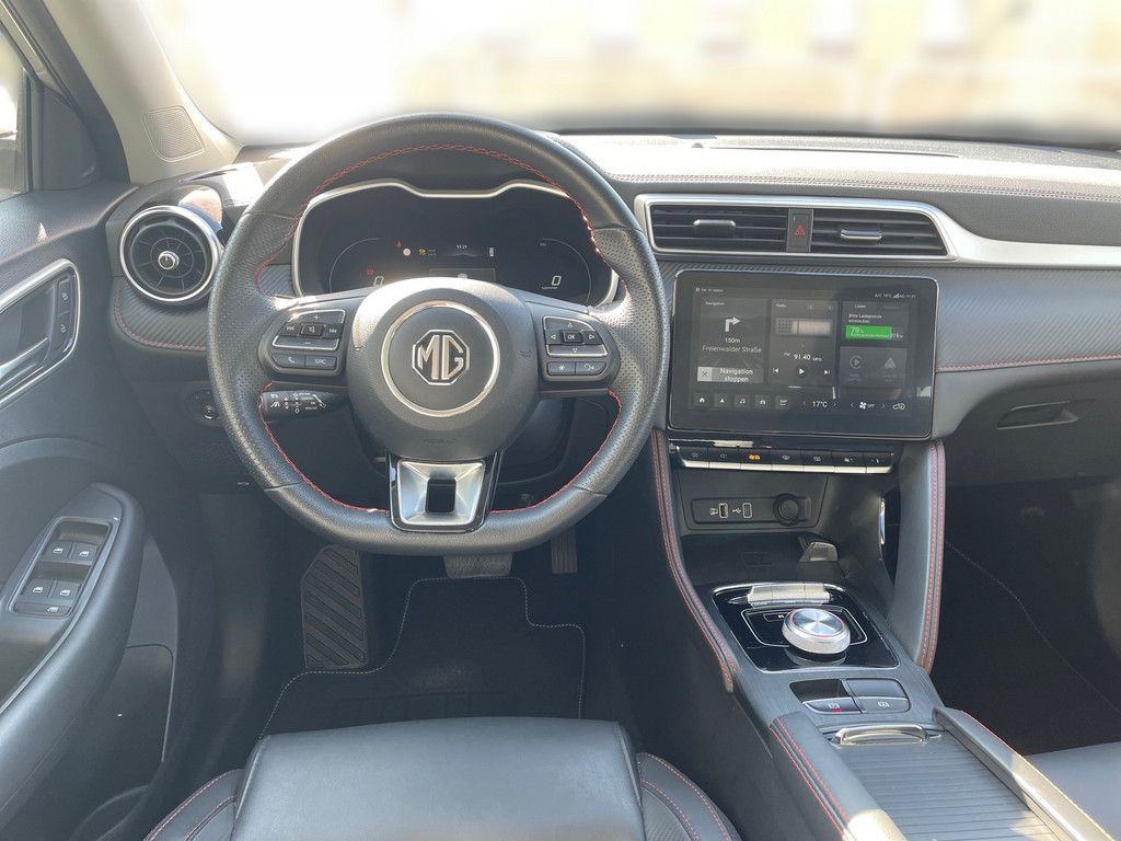 MG ZS EV Luxury PANORAMA ACC-TEMP LED KAMERA KOŽA 72 kWh 440km WLTP, fotografija 10