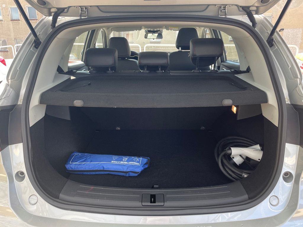 MG ZS EV Luxury PANORAMA ACC-TEMP LED KAMERA KOŽA 72 kWh 440km WLTP, fotografija 14