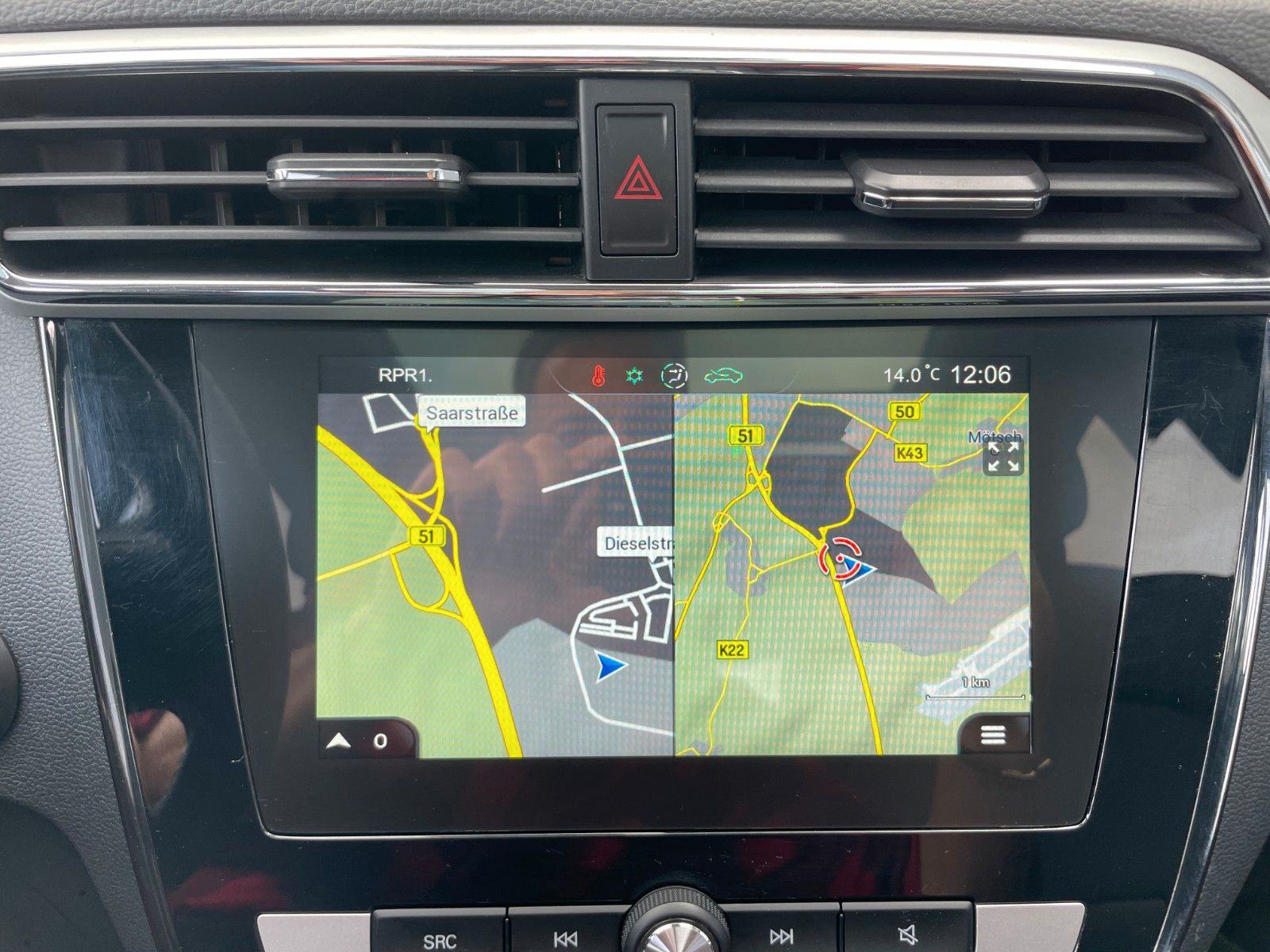 MG ZS EV LUXURY PANORAMA ACC-TEMPOMAT KOŽA 44 kWh 263km WLTP, fotografija 17