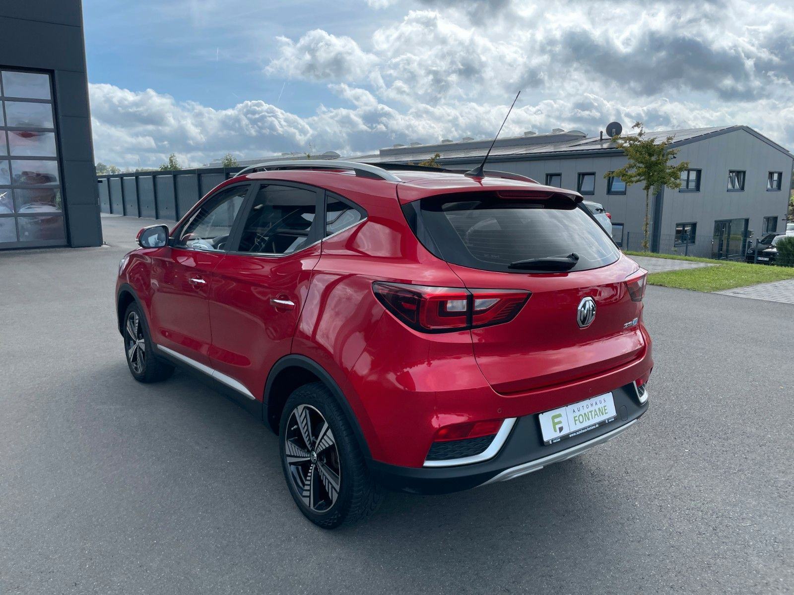 MG ZS EV LUXURY PANORAMA ACC-TEMPOMAT KOŽA 44 kWh 263km WLTP, fotografija 10