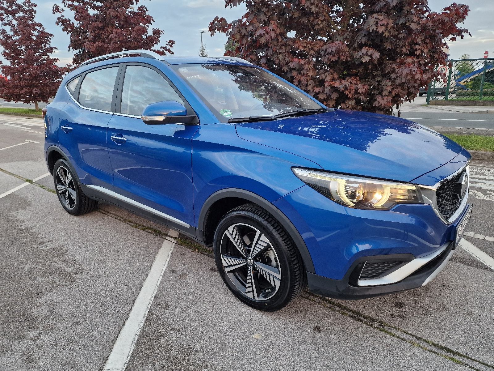 MG ZS EV Luxury, fotografija 3
