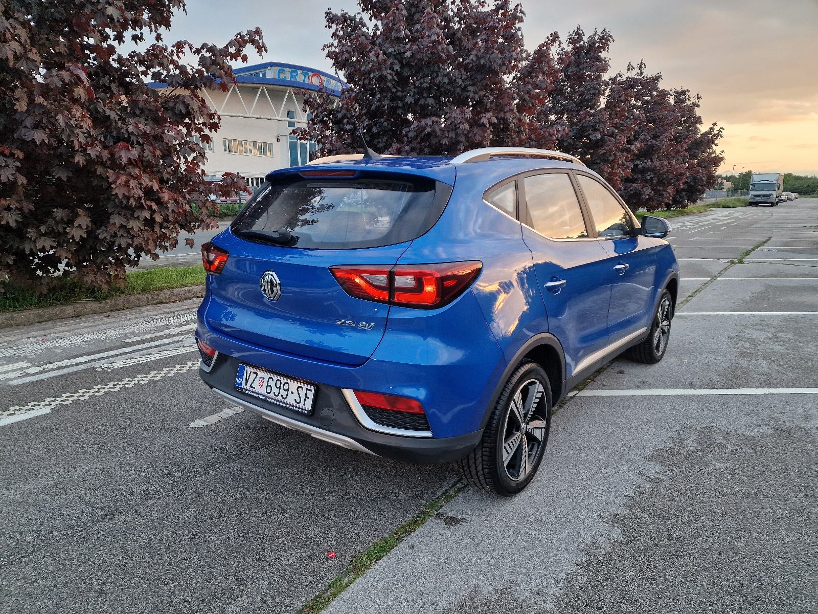 MG ZS EV Luxury, fotografija 6