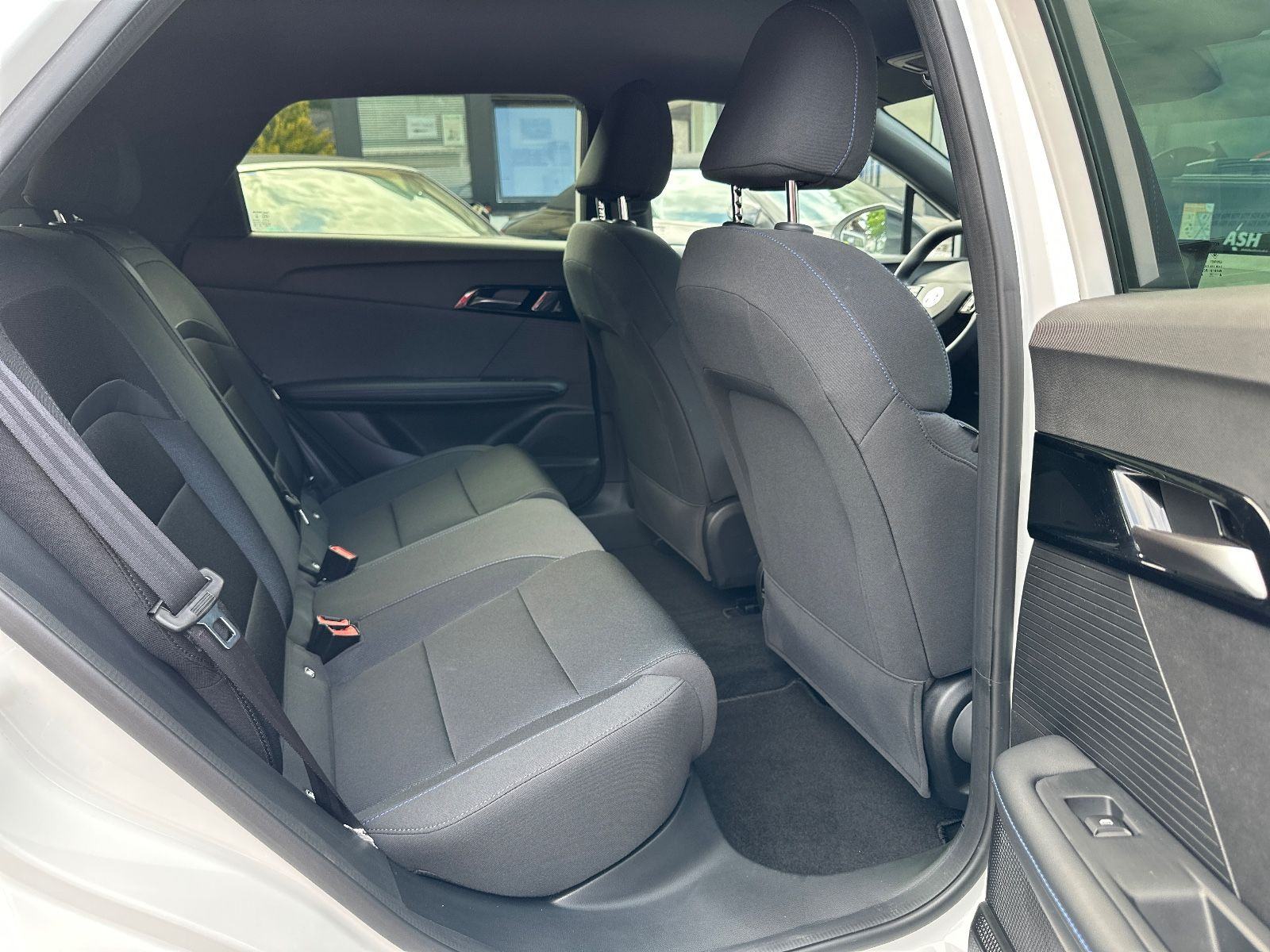 MG 4 Electric Luxury ACC EL.SIC+SIC/VOLAN GRIJ. 64 kWh 450km WLTP, fotografija 20