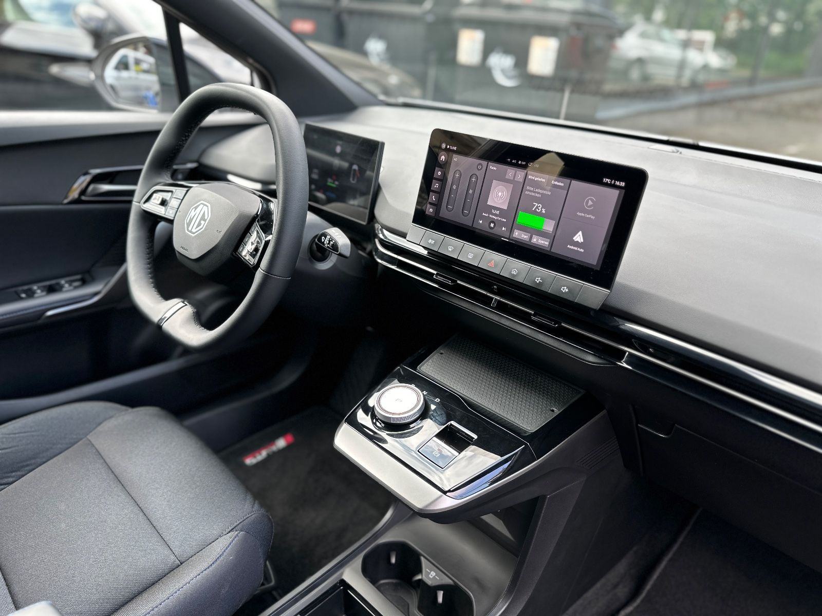 MG 4 Electric Luxury ACC EL.SIC+SIC/VOLAN GRIJ. 64 kWh 450km WLTP, fotografija 17