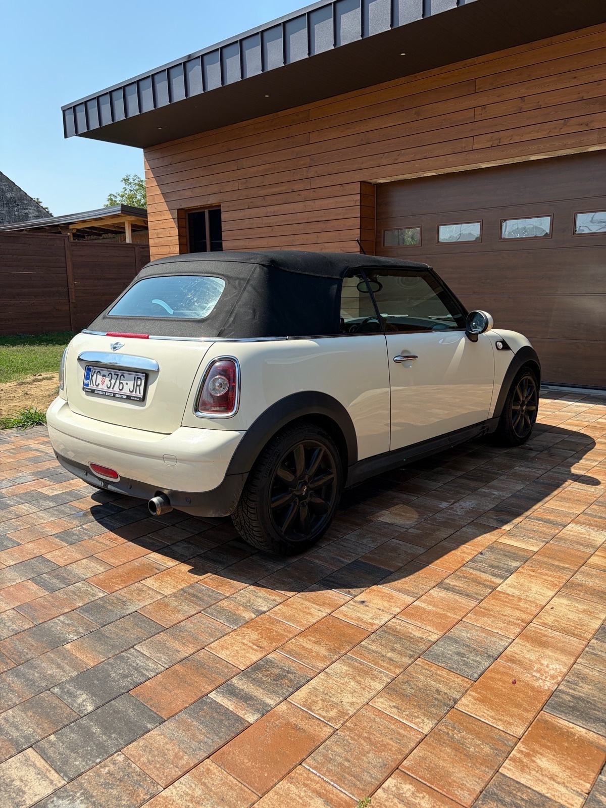 MINI Cabrio Cooper, 1,6 benzin, fotografija 11