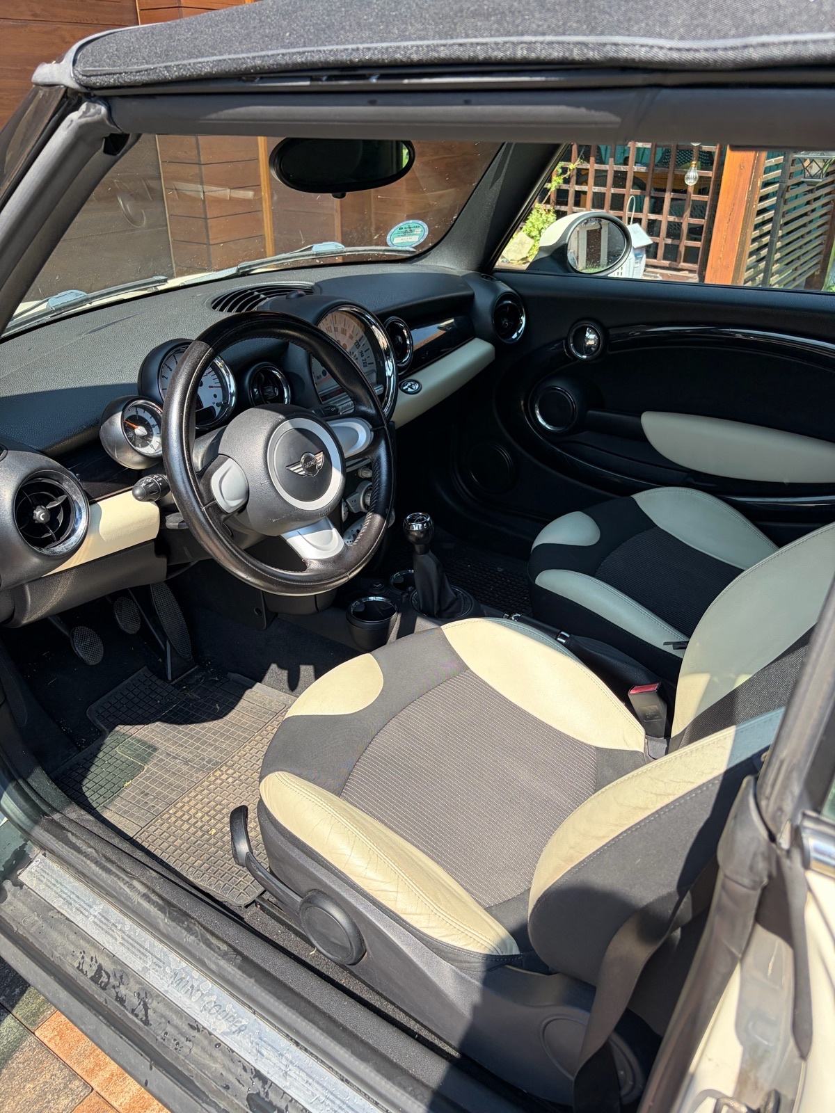 MINI Cabrio Cooper, 1,6 benzin, fotografija 17