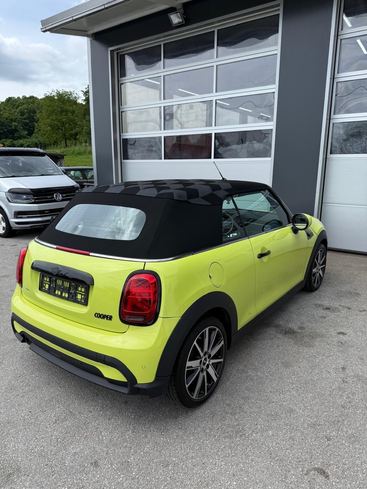 MINI Cabrio •side walk edition• 65tkm •, fotografija 4