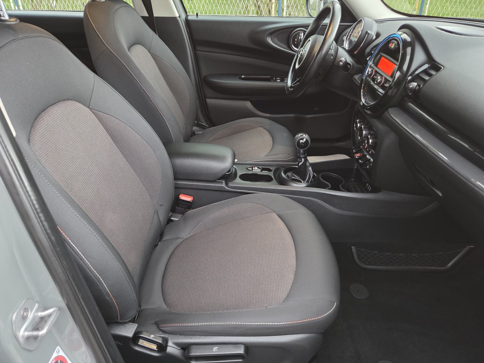 MINI Clubman 1.5 2017god."118000km"-SERVISNA-GARANCIJA-TOP STANJE, fotografija 9
