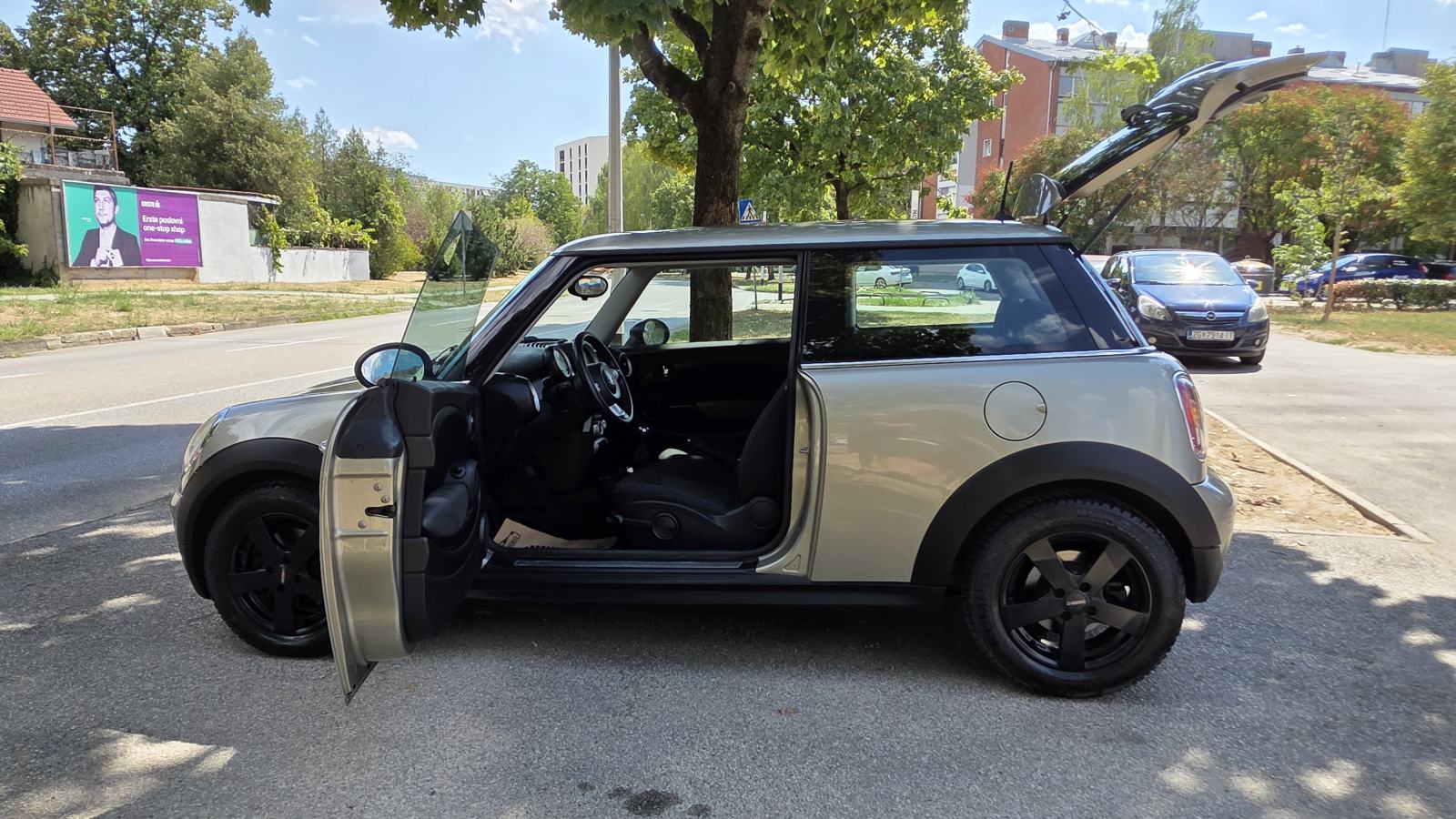 MINI Cooper 1.4 benz, 70 kw, 148 tkm, klima, servisna, alu, TOP STANJE, fotografija 11