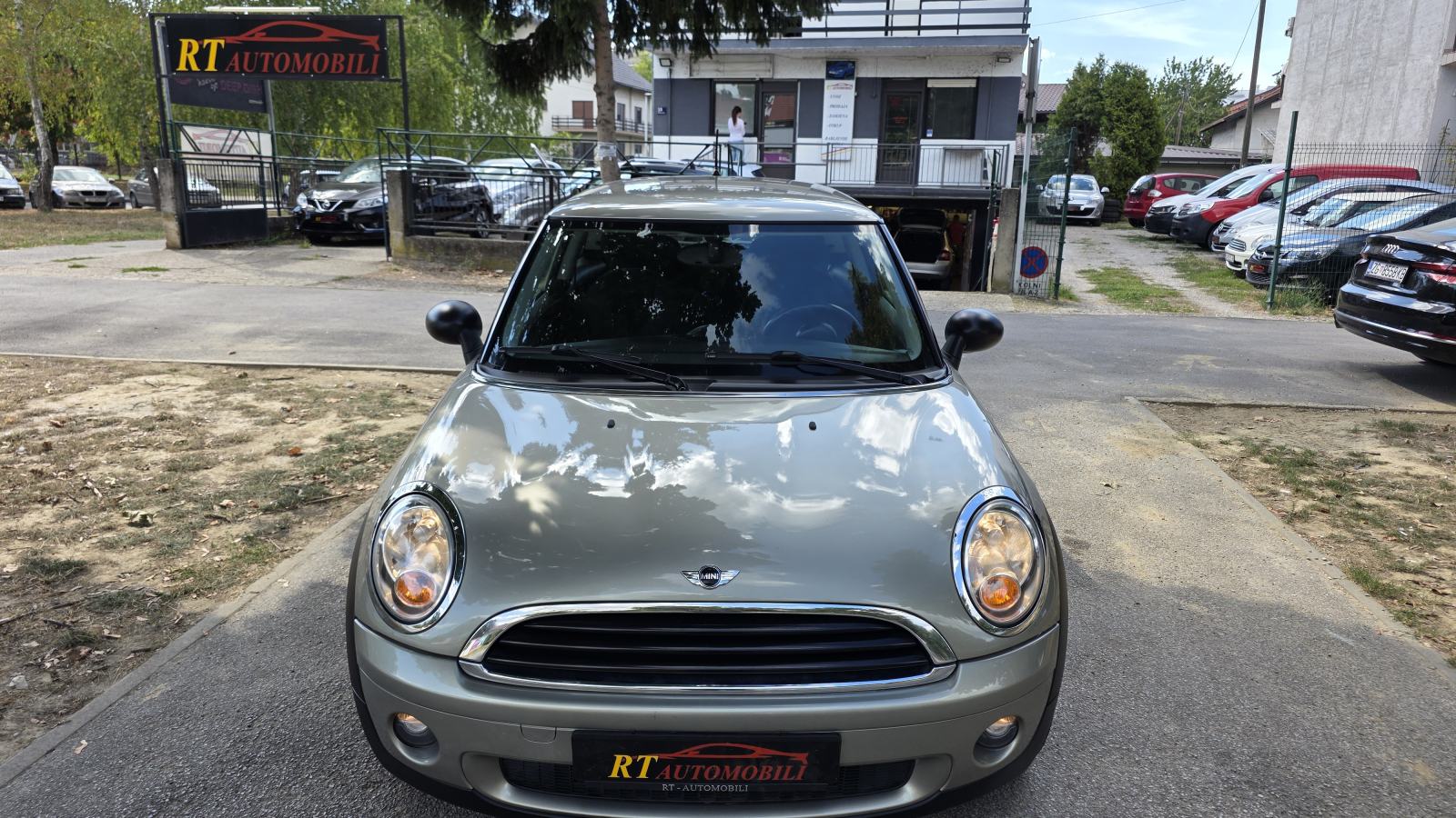 MINI Cooper 1.4 benz, 70 kw, 148 tkm, klima, servisna, alu, TOP STANJE, fotografija 3