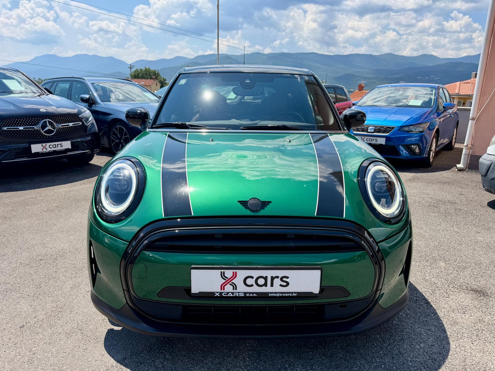 MINI Cooper 1.5 Classic Trim 7G/LED/NAVI/AMBIENT/ALU 17/KOŽA/KAMERA, fotografija 2