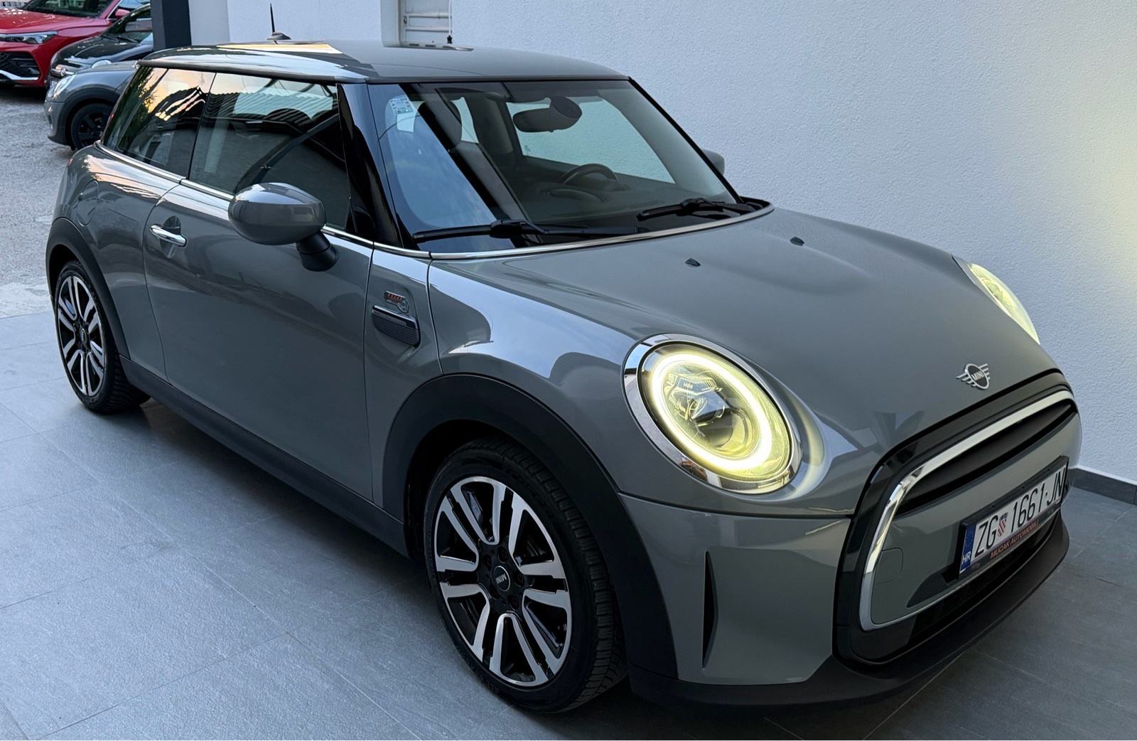 MINI Cooper 1.5 Lci - 1. Vlasnik- Jamstvo na km!, fotografija 3