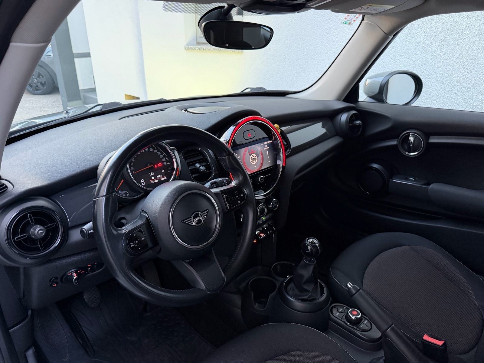 MINI Cooper 1.5 Lci - 1. Vlasnik- Jamstvo na km!, fotografija 13
