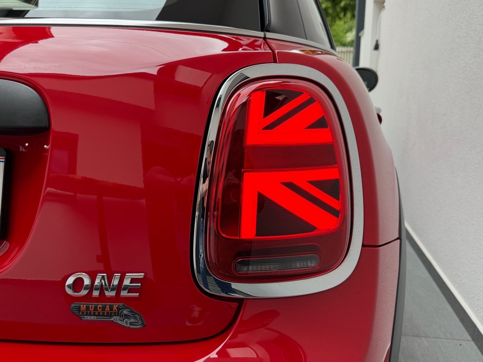 MINI Cooper 1.5 Lci Sport paket-Registriran-Jamstvo, fotografija 10