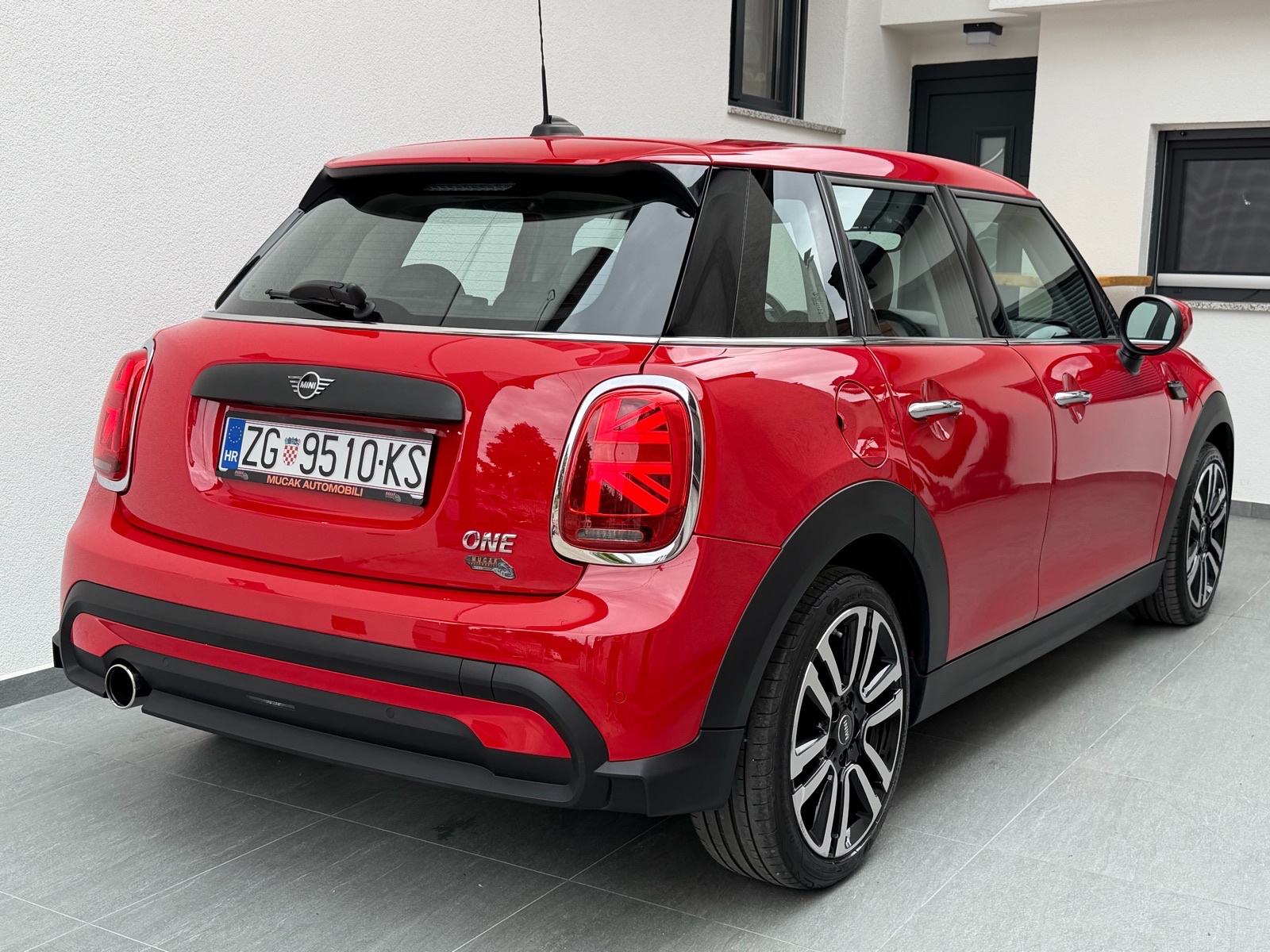 MINI Cooper 1.5 Lci Sport paket-Registriran-Jamstvo, fotografija 7