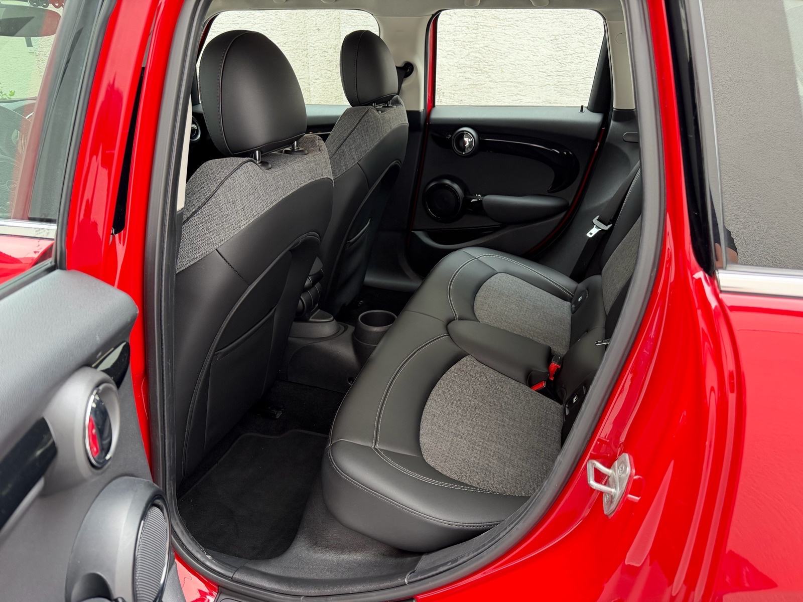 MINI Cooper 1.5 Lci Sport paket-Registriran-Jamstvo, fotografija 15