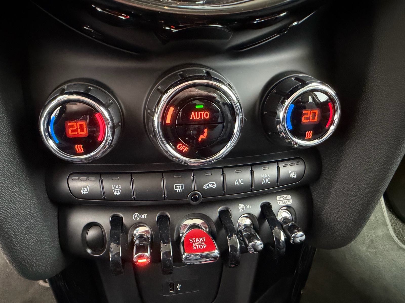 MINI Cooper 1.5 Lci Sport paket-Registriran-Jamstvo, fotografija 19