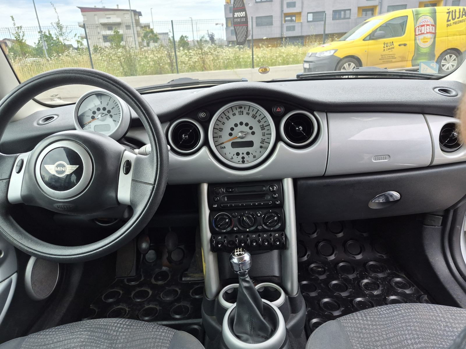 MINI COOPER 1.6, 163000 KM, REG. 02/2027., **ODLIČAN**, fotografija 7