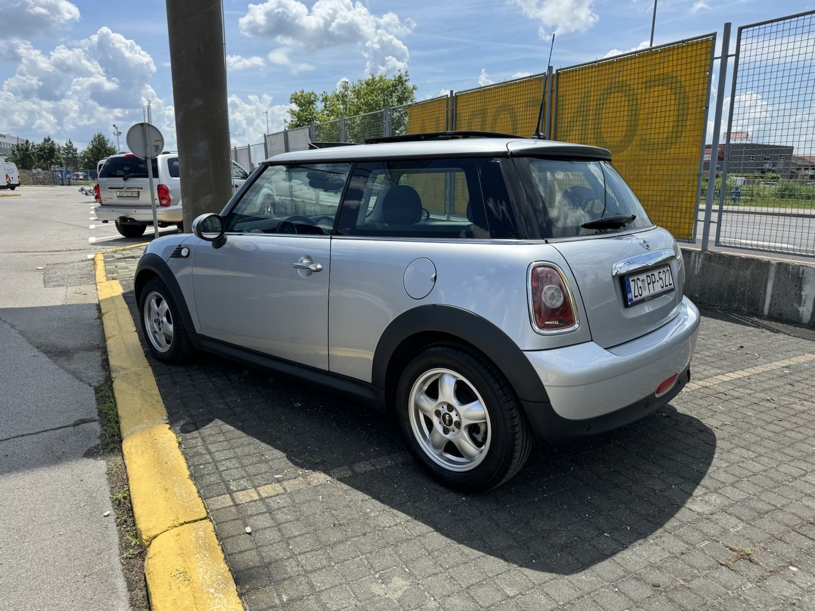 MINI Cooper 1,6 16V Premium, fotografija 2