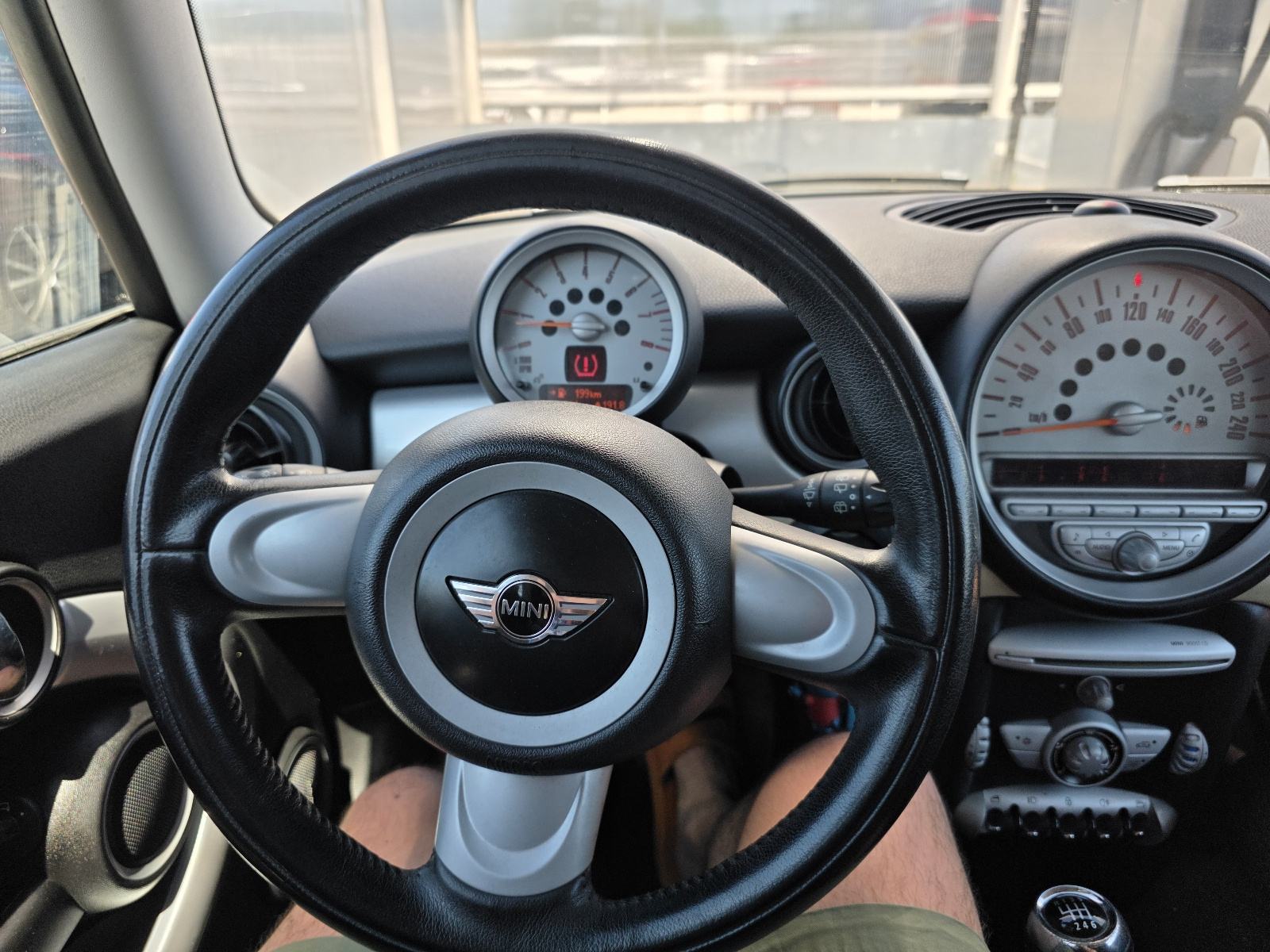 MINI Cooper 1.6 88 kW – 2007. – REG. GODINU DANA – SERVISIRAN, fotografija 8