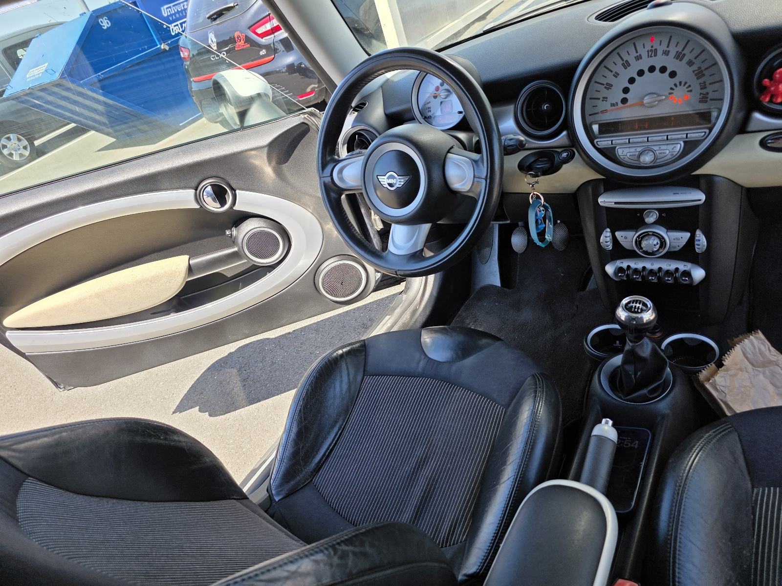 MINI Cooper 1.6 88 kW – 2007. – REG. GODINU DANA – SERVISIRAN, fotografija 7