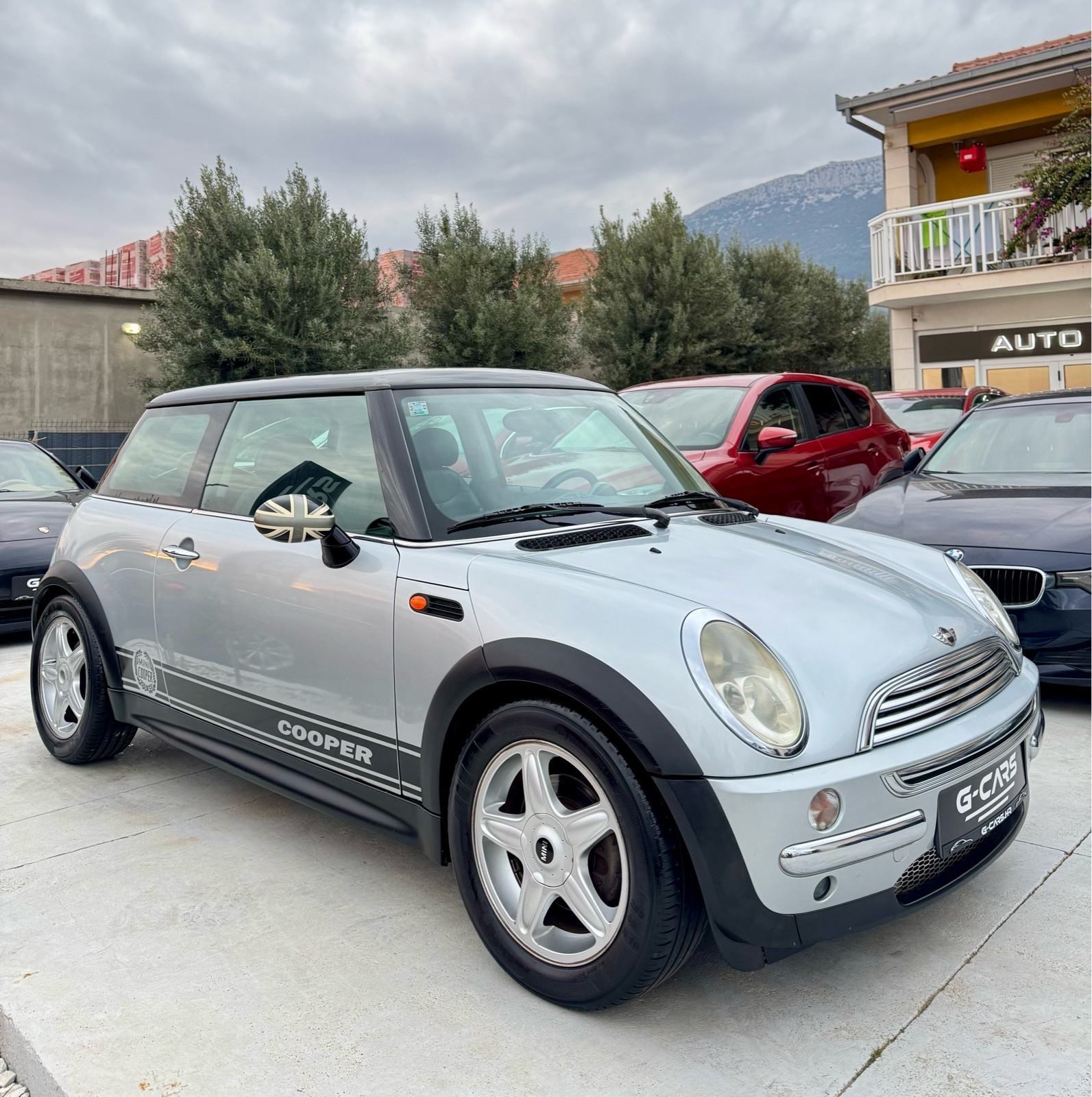 MINI Cooper 1,6 Benzin —Mod 2002—REG.GOD.DANA—KOŽA—KLIMA—ALU 16”—TOP!, fotografija 13