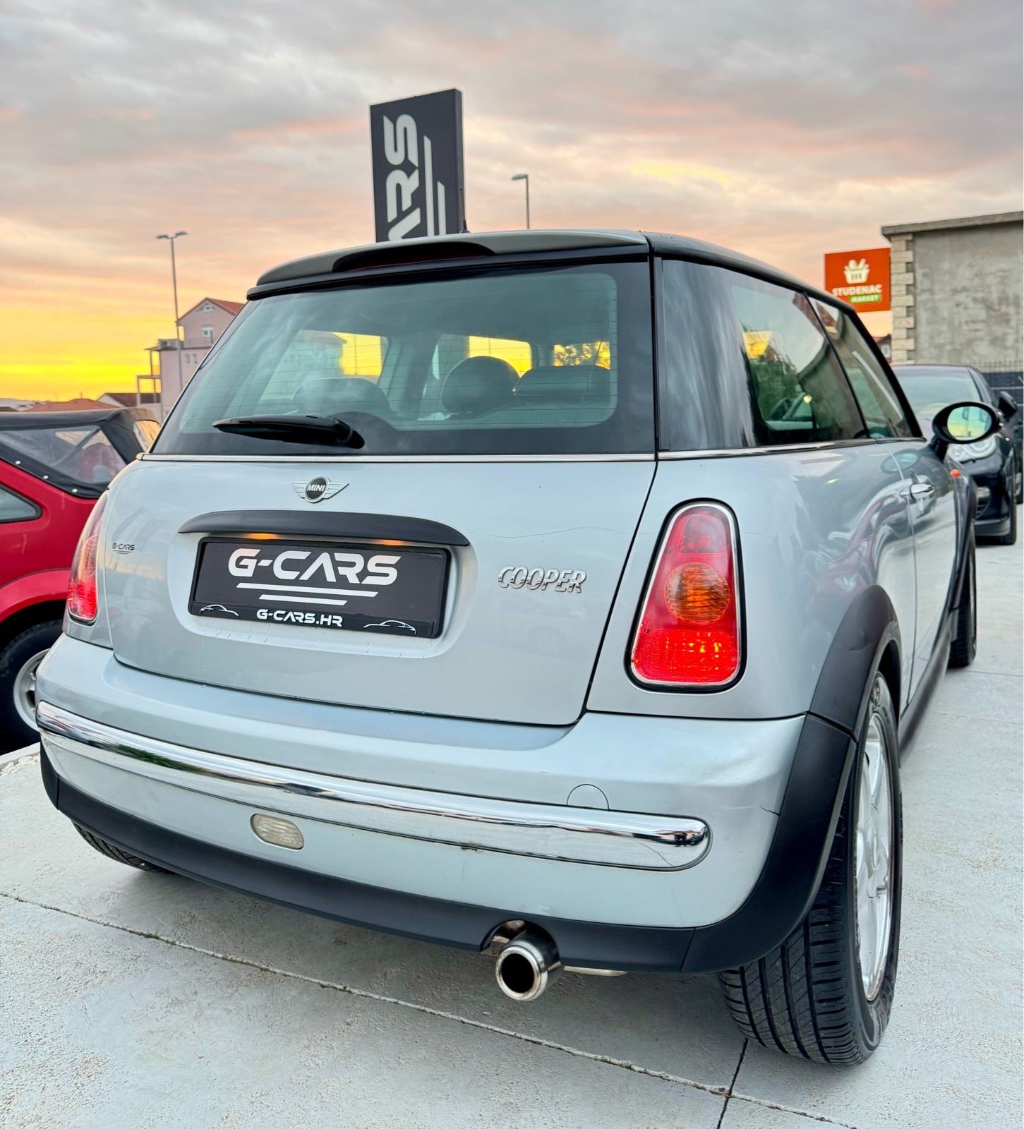 MINI Cooper 1,6 Benzin —Mod 2002—REG.GOD.DANA—KOŽA—KLIMA—ALU 16”—TOP!, fotografija 9