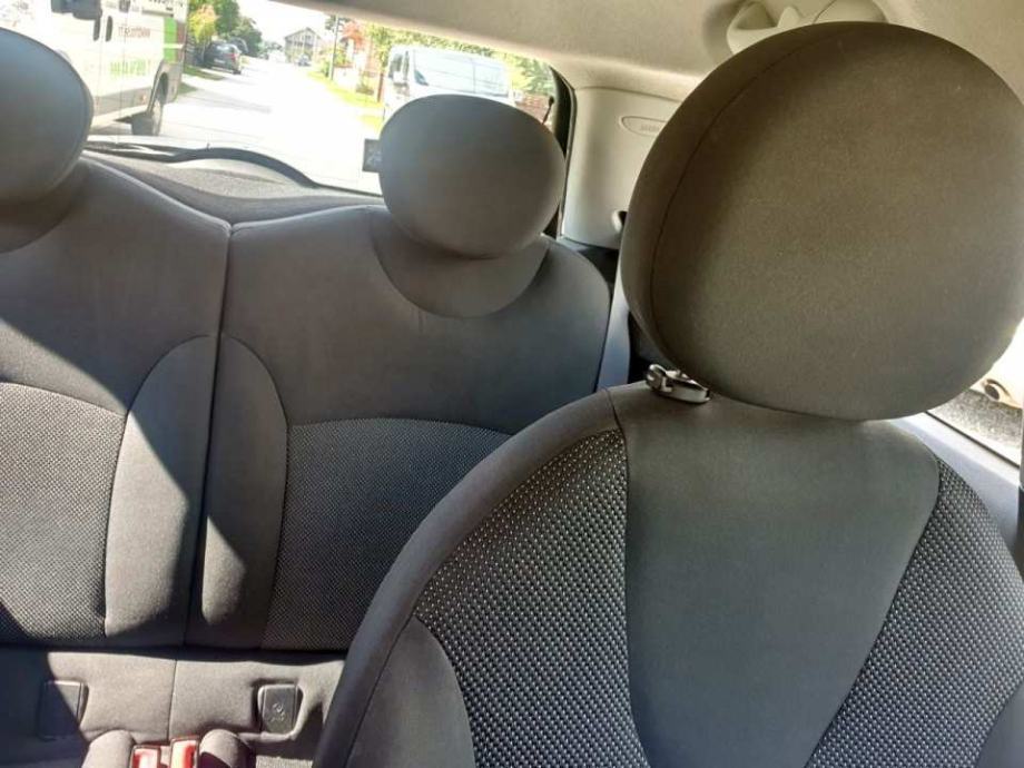 MINI Cooper 1.6 KARAMBOLIRAN (plaćanje do 36 rata,moguće po djelovima), fotografija 5
