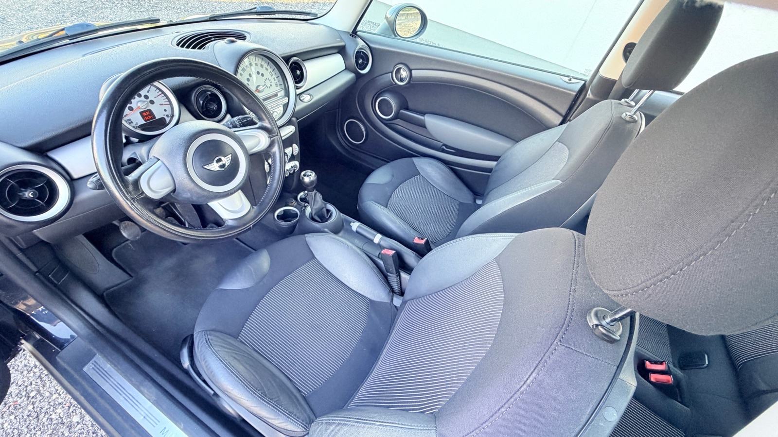 MINI Cooper 1.6 ** reg.03/2027 **, fotografija 10