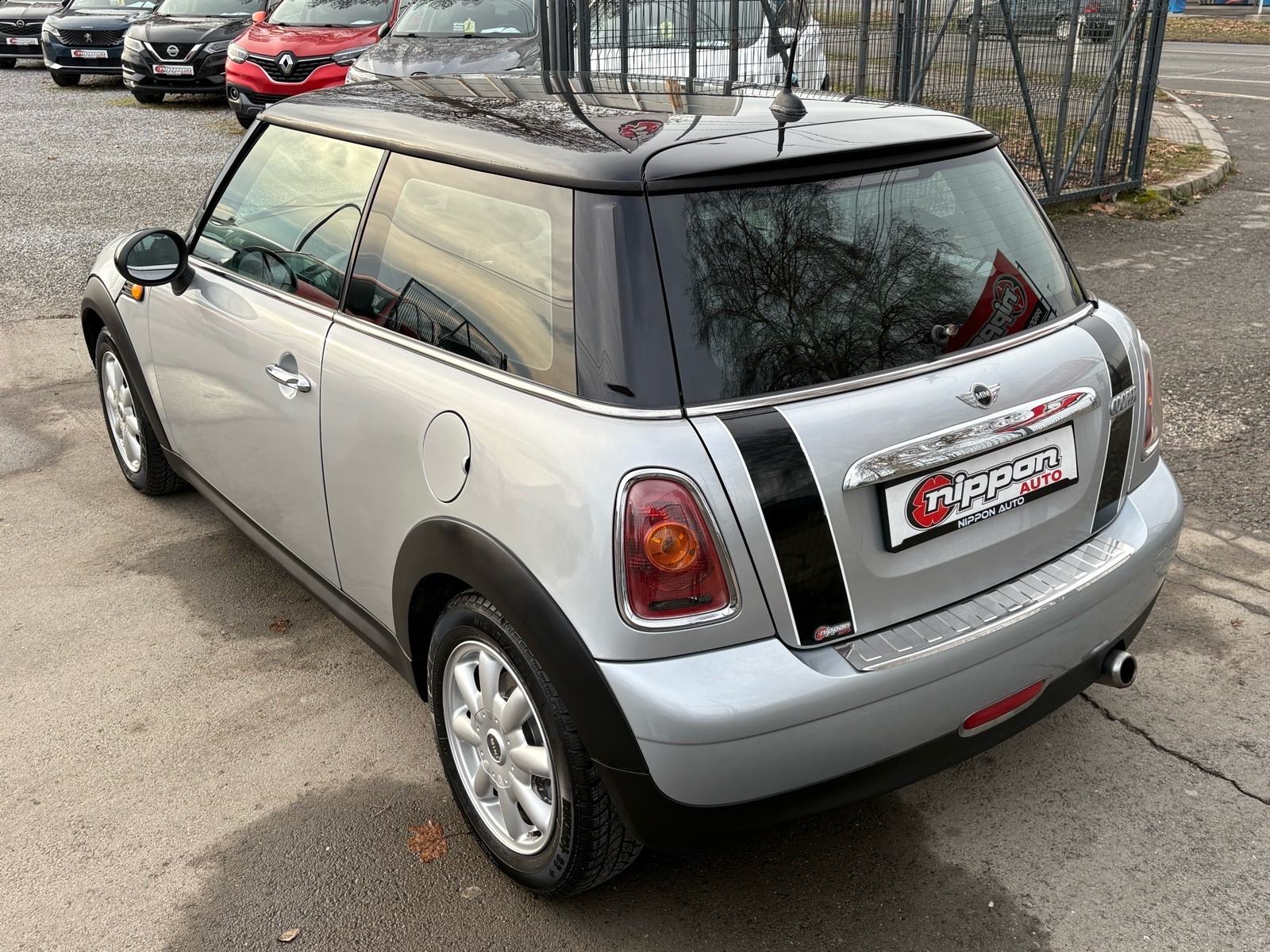 MINI Cooper 1.6 KLIMA - ALU - SERVIS - AUTOKREDIT, fotografija 4